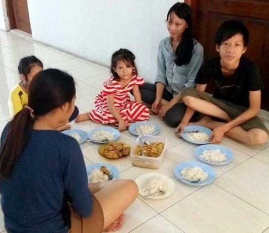 Ba gia đình người Việt vượt biên được Liên Hiệp Quốc cấp quy chế tỵ nạn